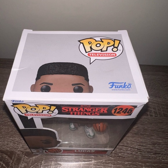 Funko Pop Lucas Stranger Things Figure - Picture 6 of 6